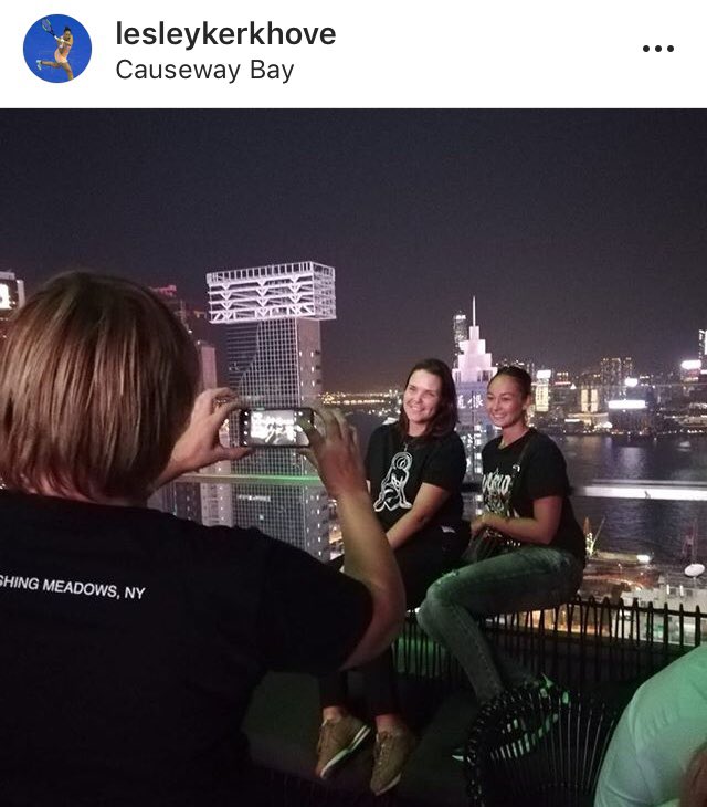 engieo11's tweet photo. Bravo à @LesleyKerkhove , récente gagnante du 12ème Engie Open Clermont, qui se qualifie pour le tableau finale du @wta de @HongKongTourism 👏🏼🇭🇰 #engieo18 #lesleykerkhove https://t.co/ND1wwDReLB