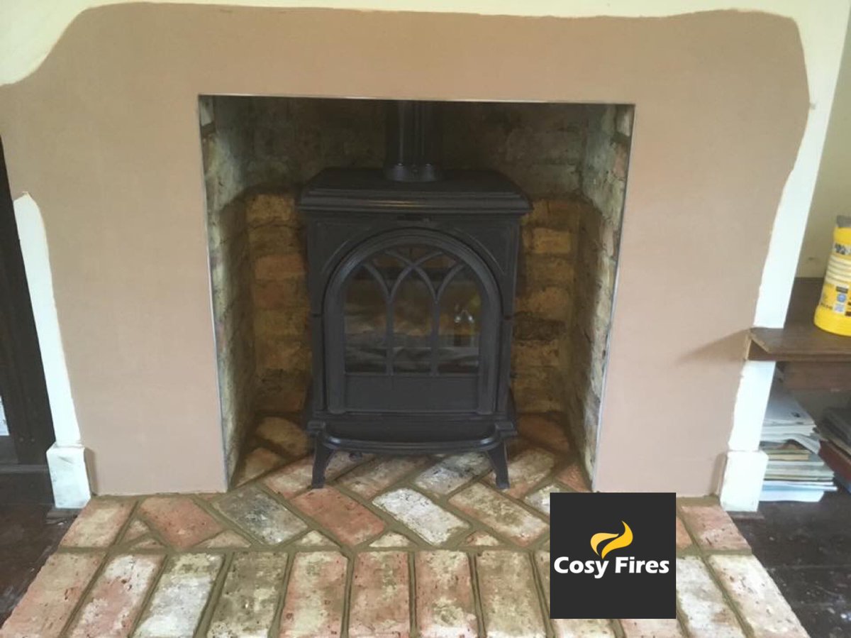 This stovax Huntingdon 28 with gothic door, a reclaimed brick hearth and exposing the original bricks inside. Lovely people to work with. Work was completed in hythe Kent. Come check us out cosystovesandfireplaces.co.uk #stovax #kent #cosyfires #woodburners #multifuel