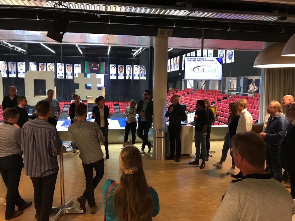 Donar_Official's tweet photo. Ook voor StartUp Assist barst het seizoen vandaag los met de eerste activiteit. Nieuwe startups, goeie energie, en nu al nieuwe verbindingen! #ondernemerschap #basketbal  #together https://t.co/Fr9iIkFjdq