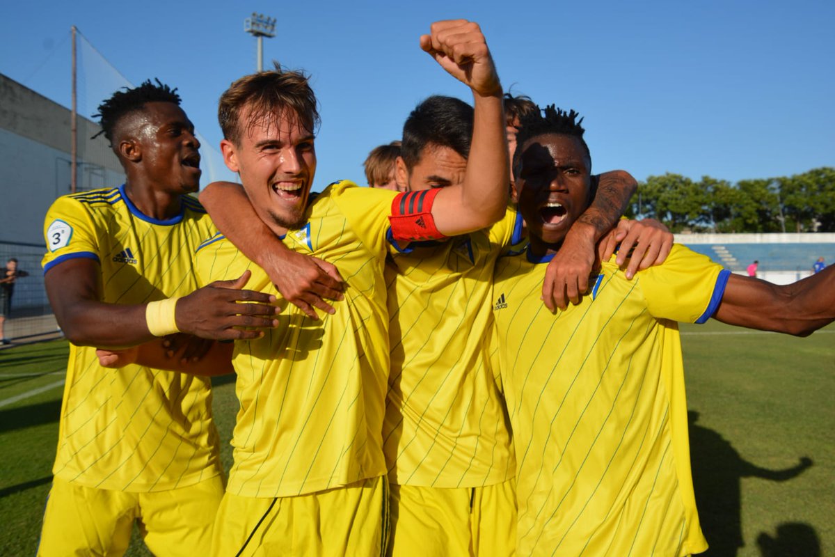 Cadiz_CFCantera's tweet photo. . @XerezCD_OFICIAL - Cádiz CF B

0-1 | 28'

⚽ Gooooooolllll de Sergio!!!!!

#XerezCDCádizB https://t.co/5RSDjcxg21