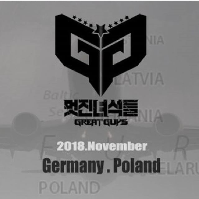 GreatGuysSpain's tweet photo. [INSTAGRAM]  greatguys_official :GreatGuys llegan a Europa!!
GreatGuys estarán en Polonia y Alemania para Noviembre !! 😍👋✈️ Sé que habéis estado esperando este momento!! Os veremos allí 😉para más información 👉 @skey_ace https://t.co/CFXyrYVCUn https://t.co/rnJlBGQhKR