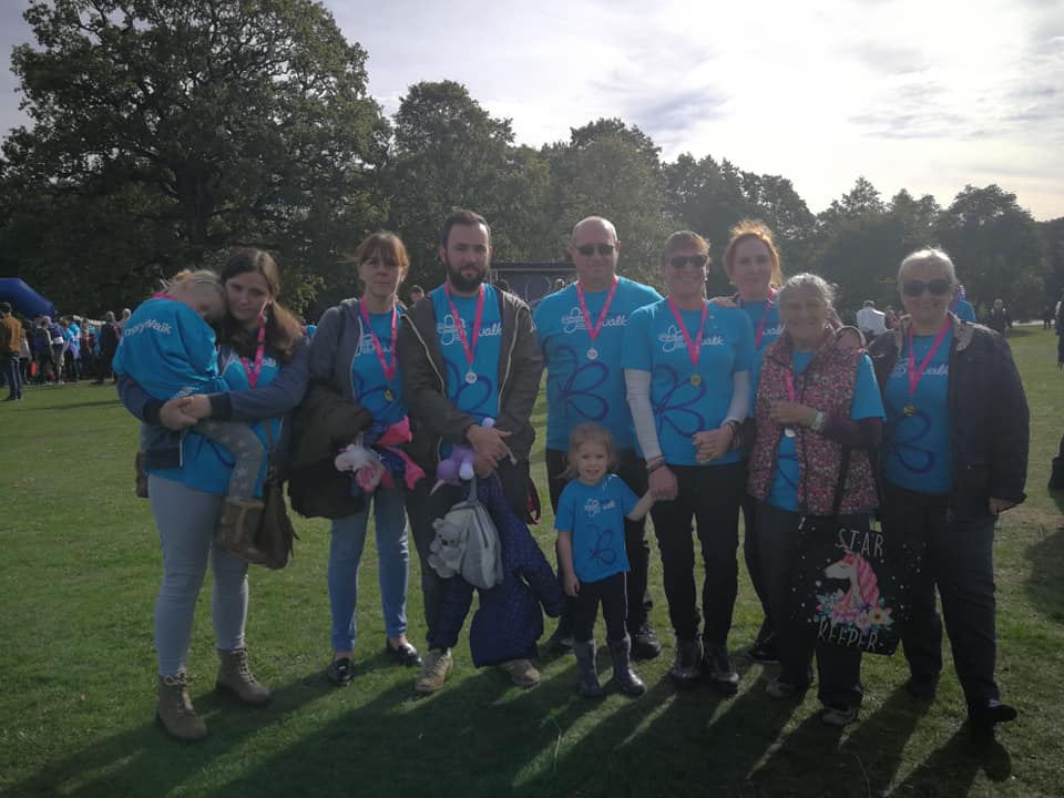hg1967's tweet photo. Lovely day at with the family raising money for #AlzheimerSociety #Clumberpark. #memorywalk2018 https://t.co/0fzfNdQjkH