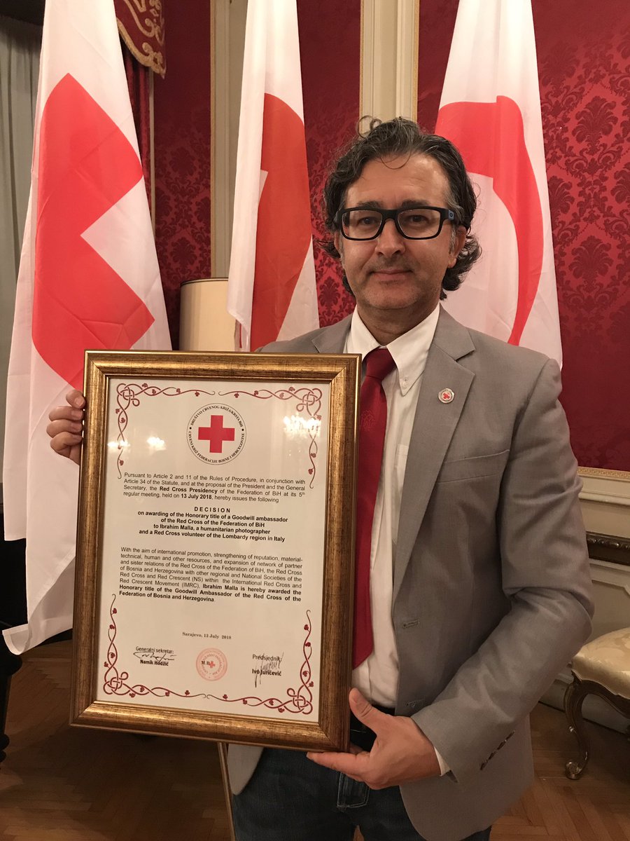 IbrahimMalla's tweet photo. officially named as Goodwill Ambassador for Red Cross of Federation of Bosnia and Herzegovina 
تسميتي واستلامي وثيقة كسفيرا للنوايا الحسنة لاتحاد الصليب الأحمر في البوسنا والهرسك https://t.co/26wKBLHP9A