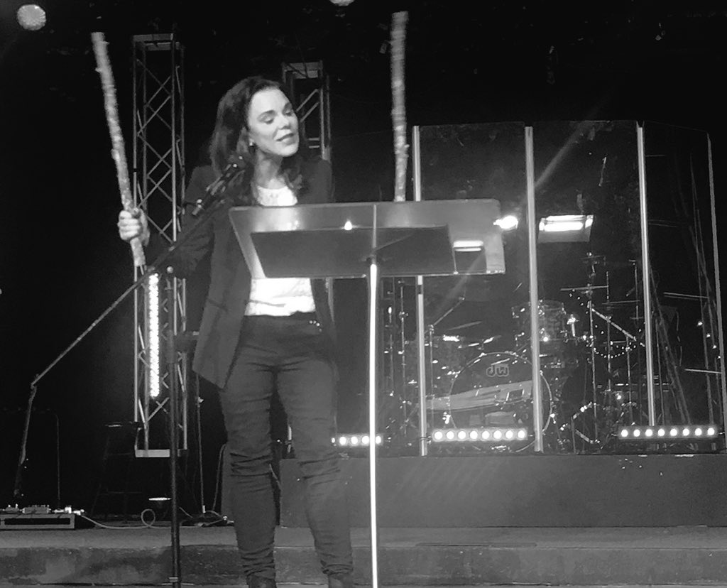 TrinityMiami's tweet photo. Sometimes we think we can’t do anything with two stick, “but two sticks are enough for Jesus to change everything for us.” — @RobynWilkerson #TrinityMiami https://t.co/Gn0RgtycRa