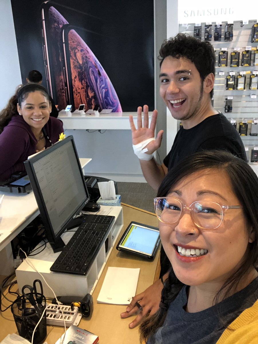 Selling complete solutions at the Westmain Sprint Store! #managerswap <a href="/ctylewis/">Tyler Lewis</a> @Only1BrownBrown <a href="/BenjaminReam/">Ben Ream</a> <a href="/MartyHayes11/">Marty Hayes</a> <a href="/jimmills22/">Jim Mills</a>