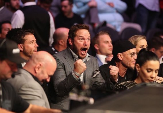 PaesanosPizzaTC's tweet photo. When you see your pizza coming out of the oven. https://t.co/5m9VAS1KcI