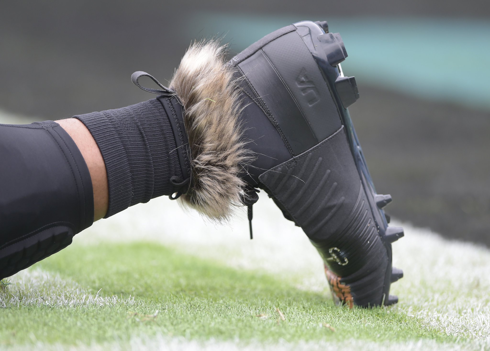 B/R Kicks on Twitter: 