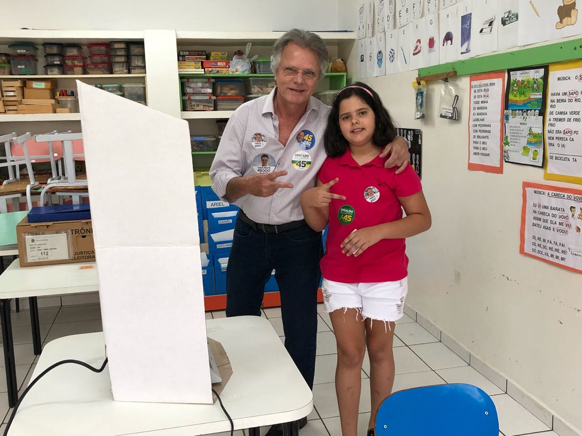 vanderleimacris's tweet photo. Exercendo meu dever cívico. #cidadania #democracia https://t.co/79jwvPzX9x