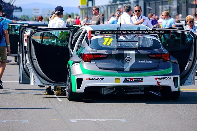 LukeWankmueller's tweet photo. 2018 Season recap RACE 3: @redbullring Spielberg: I remember that team radio in Q1 when I asked:“Is that lap fast enough for Q2?“🔊and got the reply:“Don’t worry you‘re P1“🔊 I dropped back to P3 later that session but anyway I knew I was quite fast💪🏻 In Q2 I couldn’t improve … https://t.co/tH9ftsfsCi