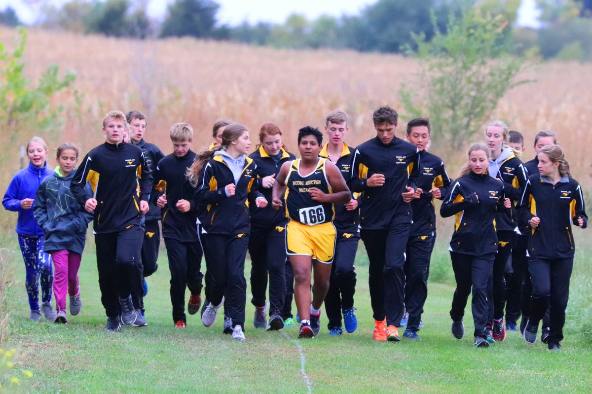 PrepRunningNerd's tweet photo. Nearly died as an infant.
4 open-heart surgeries.
A pacemaker.
Asthma in his undersized lung.
Complete faith in God. 

The next time you run, will you have as much heart as Noah Lambrecht?

https://t.co/pFFL4sd070

@mccoolmustangxc 
@CrossProb 
@Athletes4Him 
@tracksmith https://t.co/PfqM4LUlbG