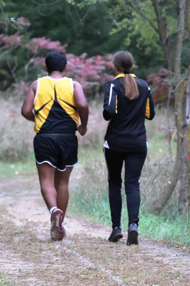 PrepRunningNerd's tweet photo. Nearly died as an infant.
4 open-heart surgeries.
A pacemaker.
Asthma in his undersized lung.
Complete faith in God. 

The next time you run, will you have as much heart as Noah Lambrecht?

https://t.co/pFFL4sd070

@mccoolmustangxc 
@CrossProb 
@Athletes4Him 
@tracksmith https://t.co/PfqM4LUlbG