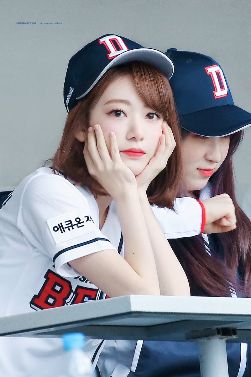 181006 야구장사쿠라는 찐이다.... | 인스티즈