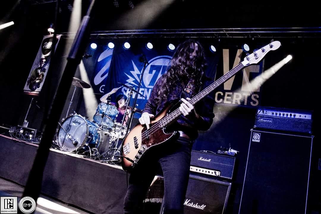 🇨🇵MERCIIIIII ENSISHEIM🇨🇵 Thank you so very much for yesterday's SOLD OUT show!! We had a blast, thank you @woodstockguitareslive for this amazing night, we promise to be back soon!! 🤘😍❤️ #77rocks #brightgloom #liveshow #soldout