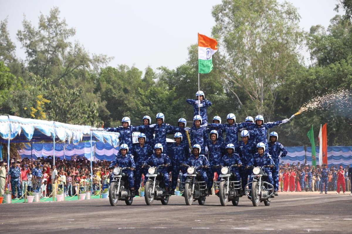 Sharing some pictures from the 26th RAF Raising Day Parade held in Lucknow today. The wonderful display of courage, mental strength and fine balance by the women personnel was exceptional.  <a href="/crpfindia/">🇮🇳CRPF🇮🇳</a>