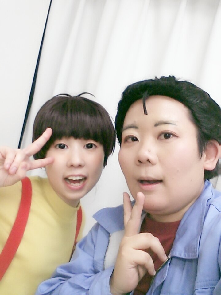 りく A Twitter 顔小さい可愛いまことのあちゅさん 名前と顔が合っ