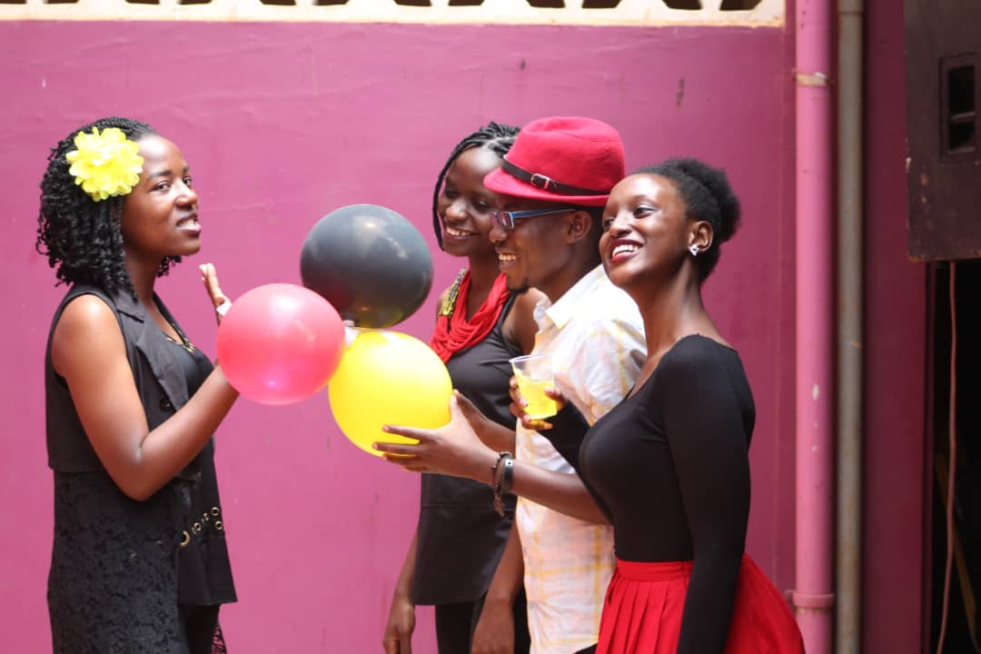 SsenyongaAdrian's tweet photo. Smiles for Uganda.
#NdiMunaUganda
#CelebrateUG18 
#Celebrate 
#WHMakerere @CtrlADmusic @ErnestxRush https://t.co/c4Tguu6dW4
