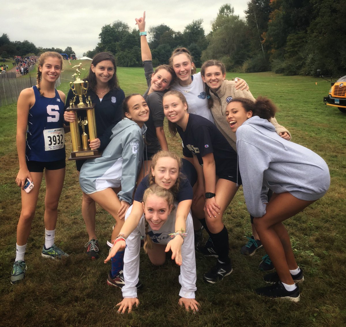 staplesrunning's tweet photo. Congratulations #StaplesRunning girls for a great race & 3rd Place At #wickhaminvite Photo credit:B.Walters #ctxc #fciac https://t.co/wi1xr7rYkm