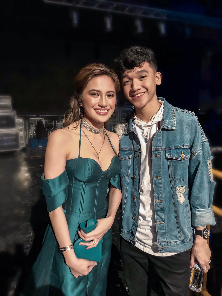 mariedadacay's tweet photo. magpapa huli ba kayo sa post! @GarrettBoldenjr @JoshAdornado char lang:)
#TheClash2018 https://t.co/nf4mnAckfH