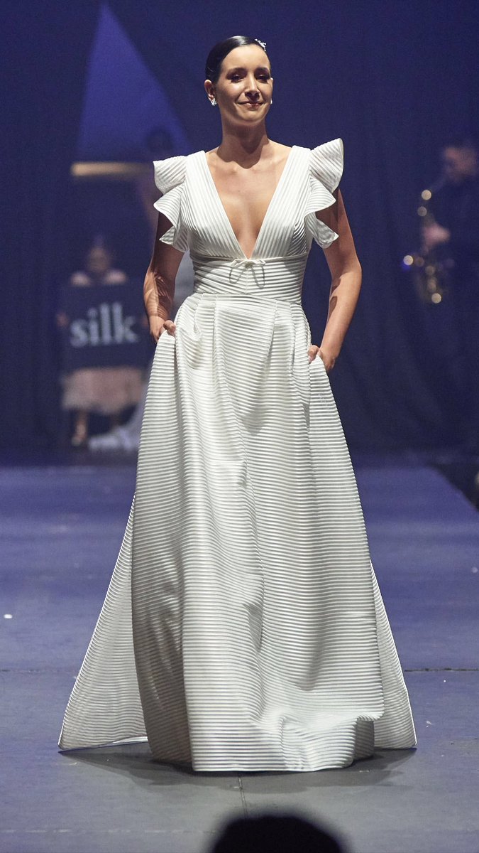 Roc_FashionWeek's tweet photo. Fashion Week kicks off on Tuesday. It’ll be a week you’ll never forget. Tickets remain for the Thurs &amp; Fri shows. Get them before they’d gone!
#fwr #fwr2018 #rochester #roctherunway https://t.co/OOqAGodti2