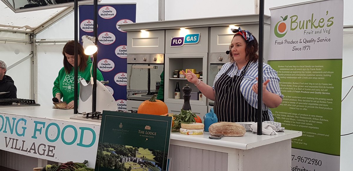 amberleighdoyle's tweet photo. Looking forward to this cooking demo by @kaigalway ... Vegetarian pumpkin dish. Nice and seasonal leading upto Halloween. #congfood #congfoodfestival https://t.co/qYwVxEhv2h