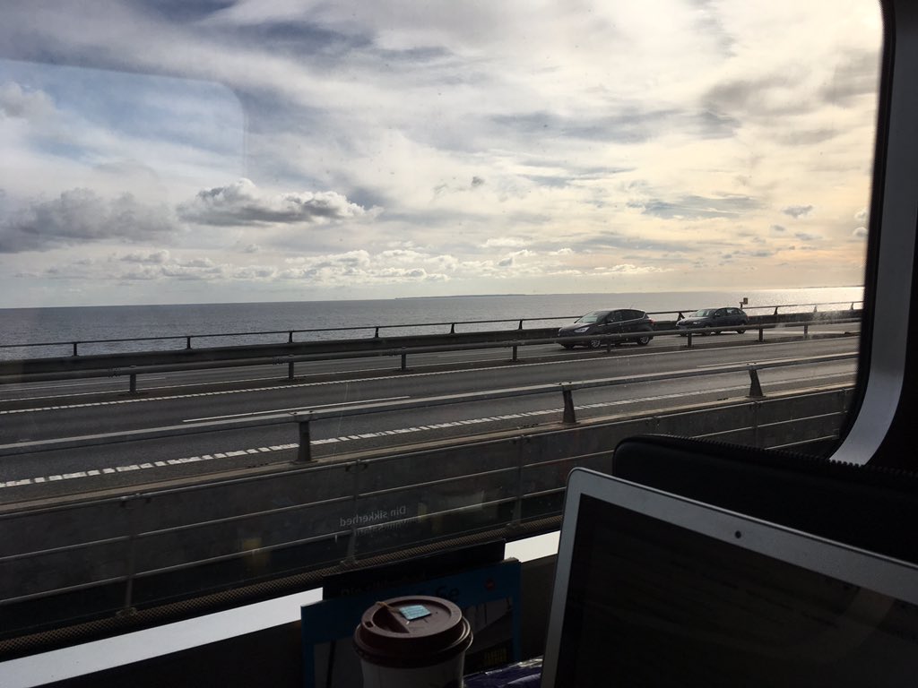 JulieUiChois's tweet photo. A beautiful view from the โofficeโ today! Co-creating content and research ideas with @AiveenMullally en route to Aarhus #eepeu @EUErasmusPlus https://t.co/IpVH0Y0Mgk