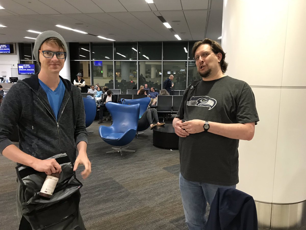 imosquera's tweet image. #SpinnakerSummit trip has begun. On our way to Seattle. Why are we up this early!? With @rizza