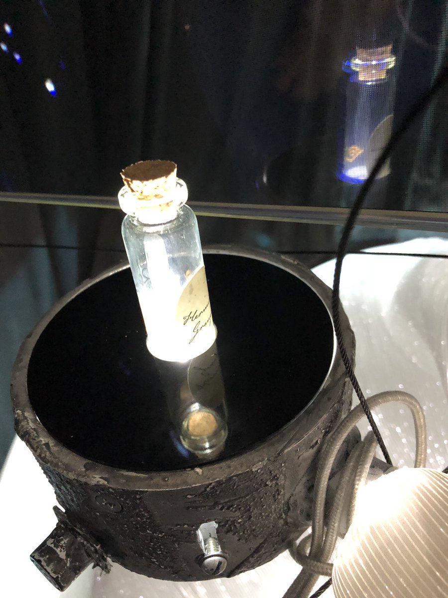 LATICHASOTERO's tweet photo. #nycc2018 #Audible #harrypotter #fun https://t.co/LrECsPccKq