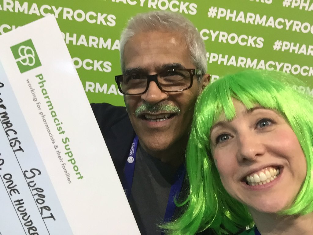 PharmaSupport's tweet photo. So this guy swung by the #GoGreen4PS #greengrotto @pharmacyshow today to celebrate his #GivaPound campaign fundraising over the past year!#pharmacyrocks #pharmacistRockinAGreenTash ! 👍😁💚 @drmahendrapatel https://t.co/gI7DWtzovD