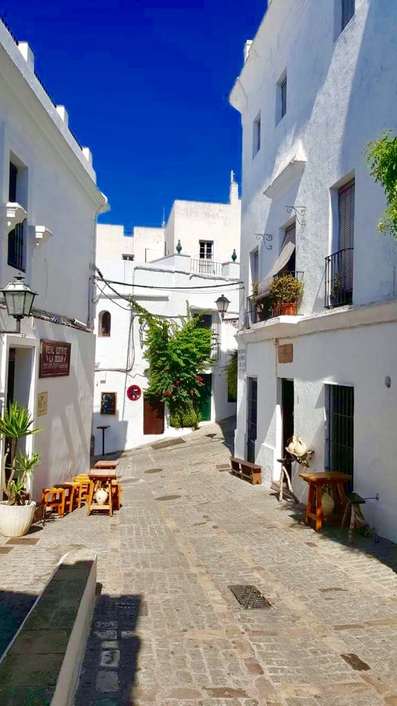 lacasitadevejer's tweet photo. Bar Morillo en Vejer #Vejer #TurismoVejer #Cadiz #turismoandalucia https://t.co/SxPahxqdd8