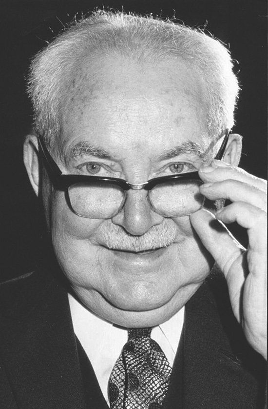 EspaceFrancais's tweet photo. #7octobre 1895
Naissance de Maurice Grevisse, grammairien belge (décédé le #4juillet 1980).
► https://t.co/cs6dhbHot4 ◄
#Français #FLE #Langue #MauriceGrevisse #Grevisse #LeBonUsage #BonUsage #Belgique https://t.co/Xhj9fFkJ1W