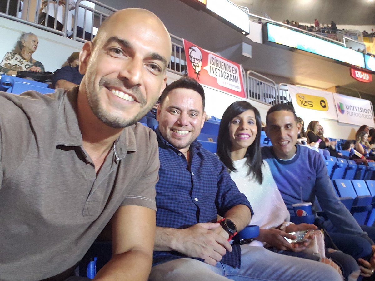 aimpajs's tweet photo. #KQLive2018 https://t.co/iBmdDrwFfI