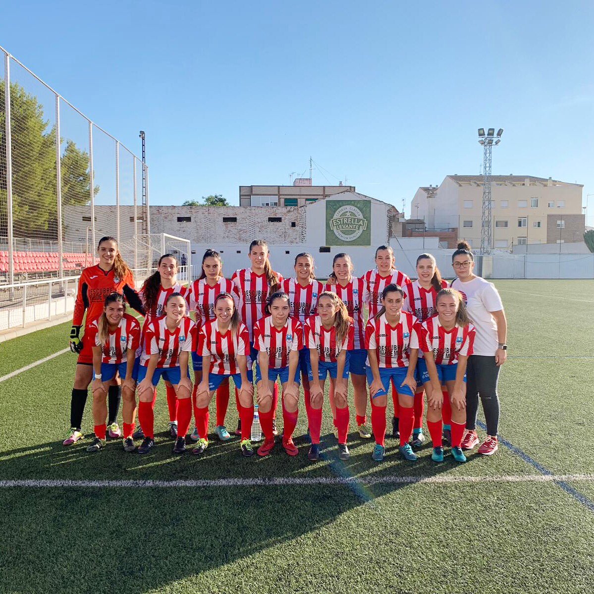 Buen inicio de Liga de nuestras chicas. Volvemos a casa con un empate tras un duro partido contra el Espinardo. 
Espinardo 2-2 Muleño
¡Vamooooooos! ⚽️
#SeguimosdisfrutandoJuntas
#VamosGuerreras
