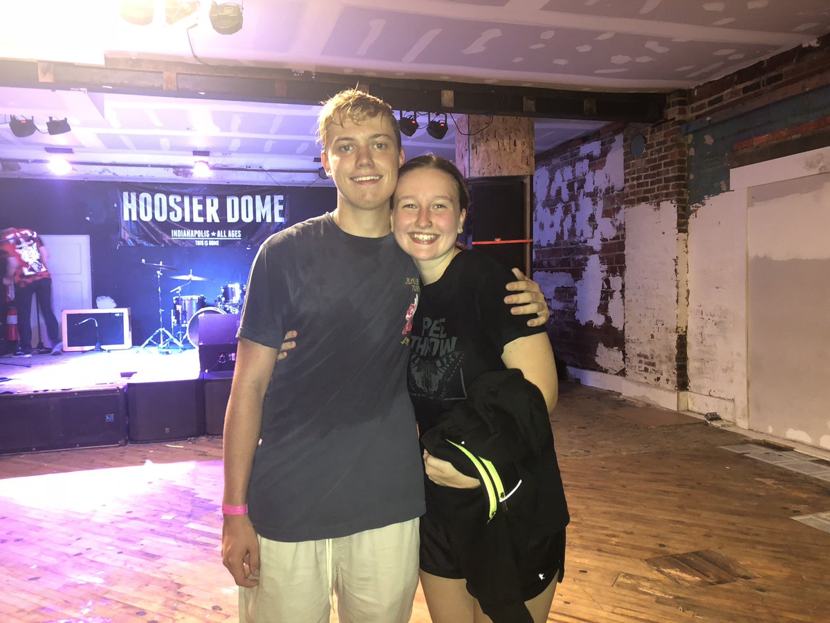 michellie🫧 |-/ tweet media