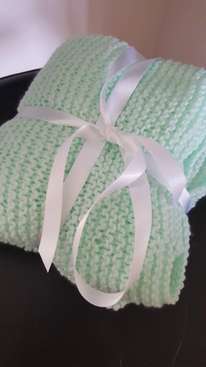 thehandmadeblanketco (@janetteausten) on Twitter photo 