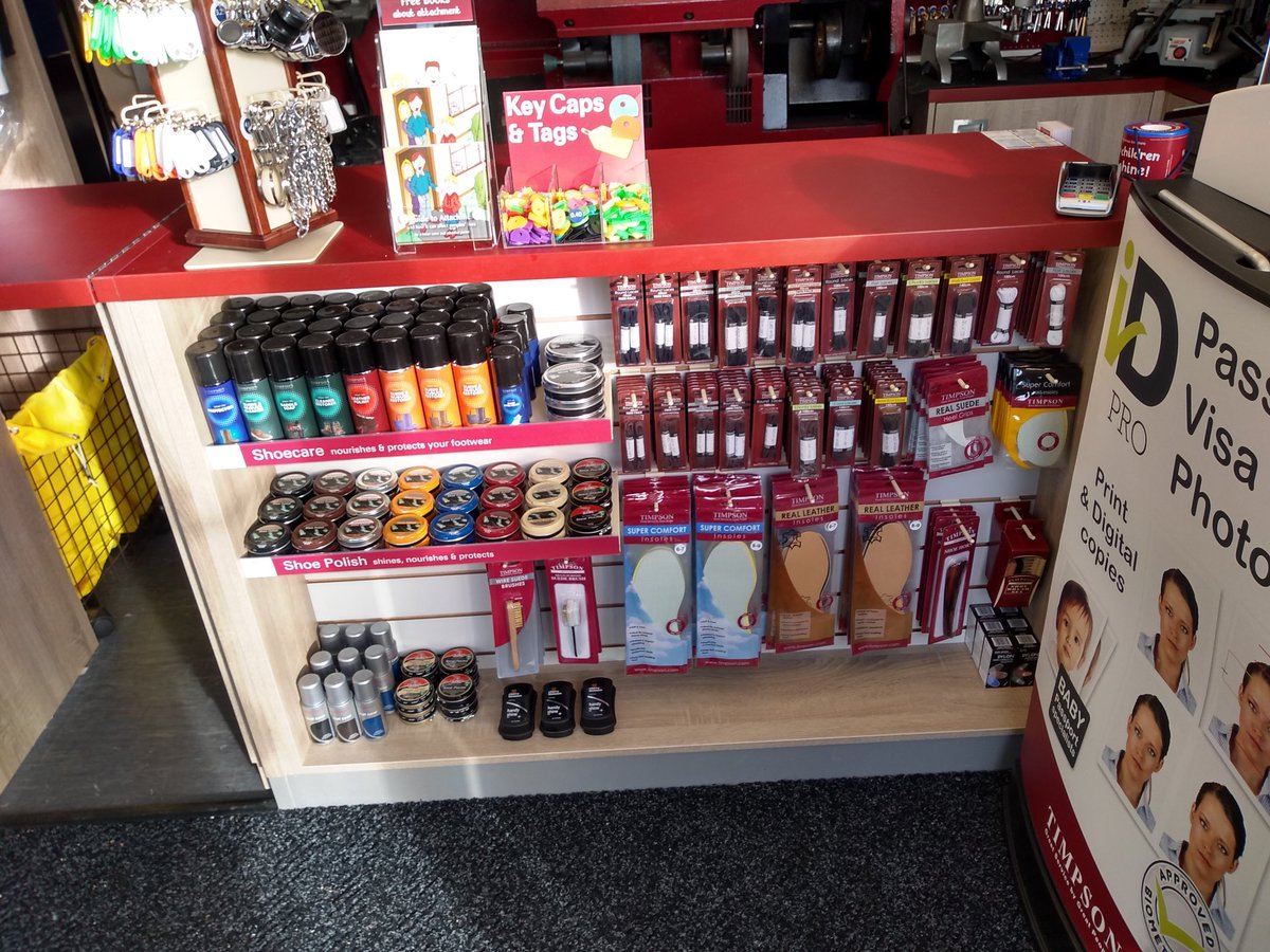 robboroaming67's tweet photo. Branch 2171 Scarborough Morrison Pod. Open tomorrow at 9am #repairs #keys #engraving #watch &amp; phone repairs #dry cleaning #photo. @JamesTCobbler @Tony_SharpeUK @Micksidebottom @janet_leighton @Timpson_News https://t.co/IhMn4sQBY4