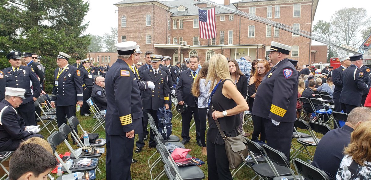 NFFF_News's tweet photo. The Fire Hero Families have arrived and the Memorial Service is getting ready to begin. This year 103 Fire Heros will be honored. #FireHero2018 https://t.co/dwIPS4BBTg