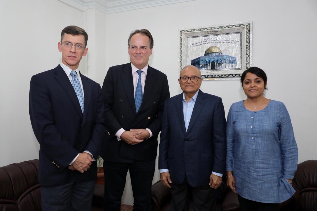 maumoonagayoom tweet picture