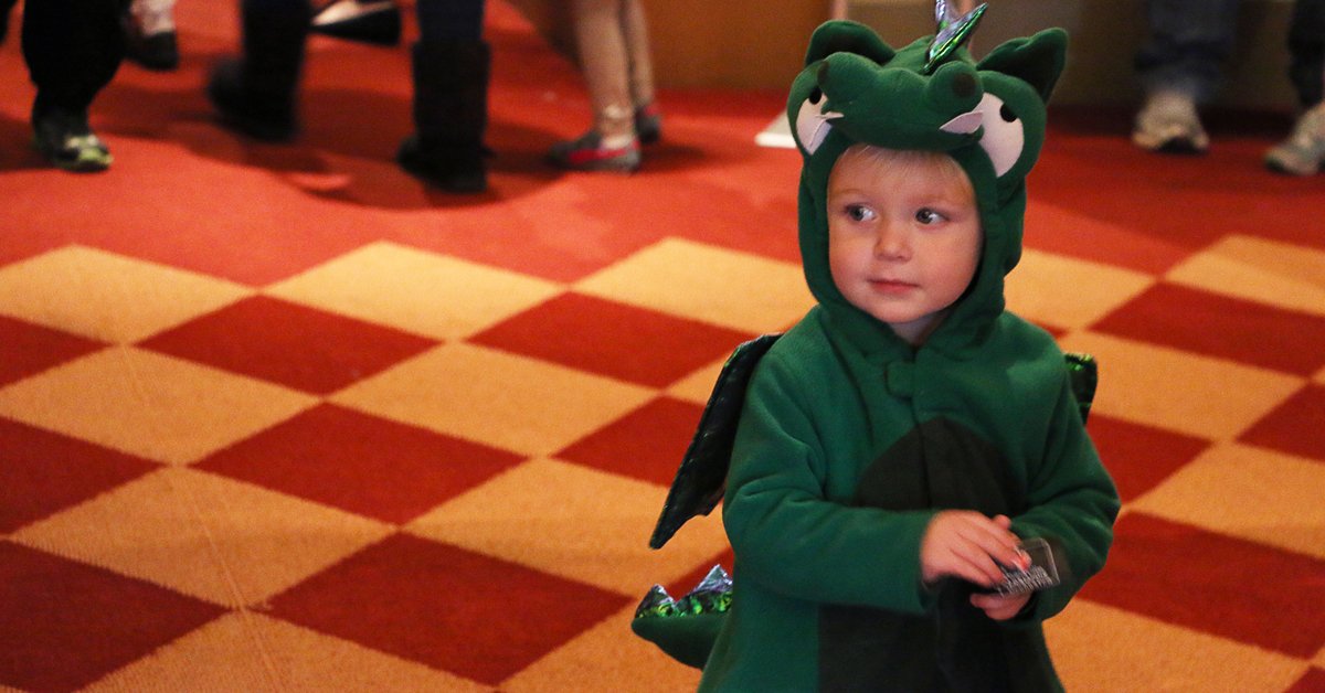LouOrch's tweet photo. The LO Family Series is back by popular demand + the 1st concert is a favorite, Halloween Spooktacular!  On SAT 20 OCT, Bob Bernhardt will lead families on a musical adventure filled with our favorite Halloween tricks + treats at the Brown Theatre. https://t.co/OmdiBffrMQ https://t.co/KbcmNtaXok