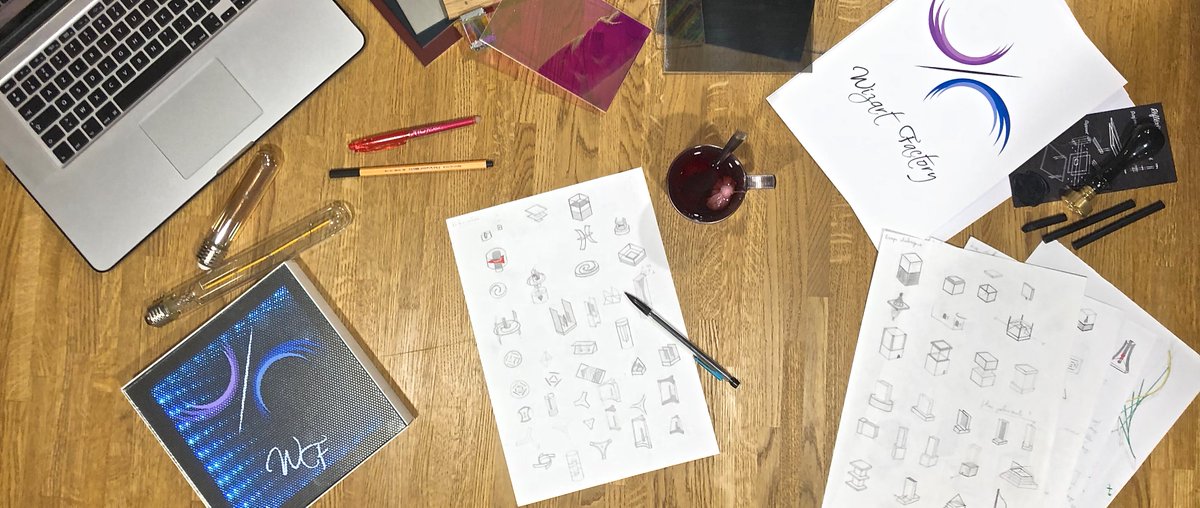 « Il y a trois réponses possibles à une pièce de design – oui, non, et WOW ! 
Wow est la réaction que vous devez rechercher. »
Tel a toujours été notre dessein Milton Glaser ;)