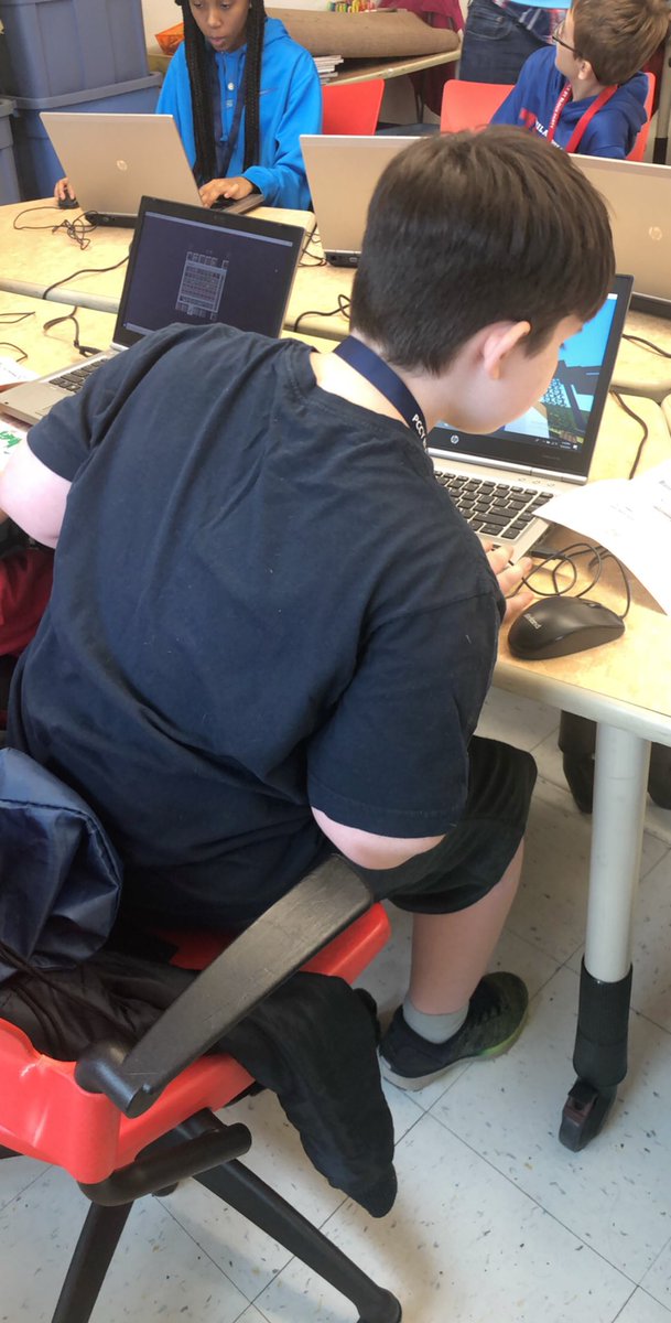jade0423's tweet photo. Dylan had a blast at the Minecraft event at the school of the future. #dillsmcmills #minecraft #schoolofthefuture #stemcraft #mothersonday https://t.co/1YJJ7n9y3H