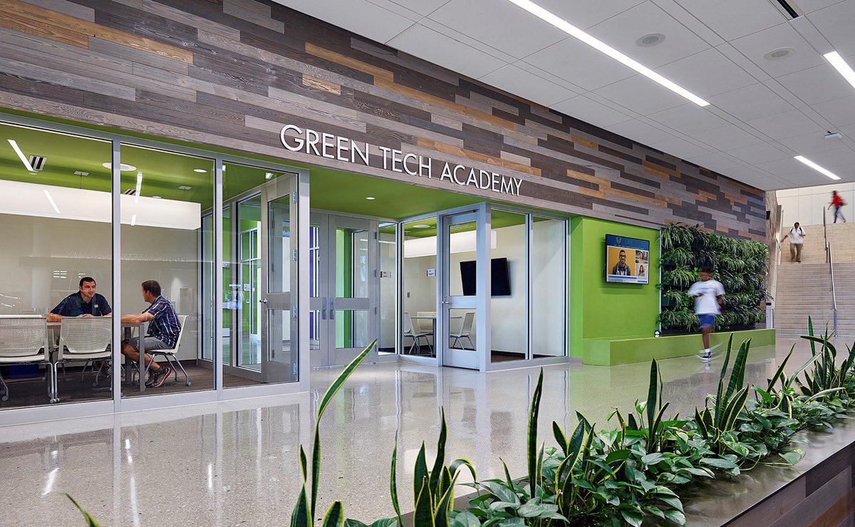 Stantec's tweet photo. ICYMI: Here are 8 interiors trends to watch in corporate #workplace design. Three of our interior designers describe what impressed them at @NeoCon_Shows in #Chicago. #NeoCon50 https://t.co/uYarP25Ct2 https://t.co/513zUOaIJJ