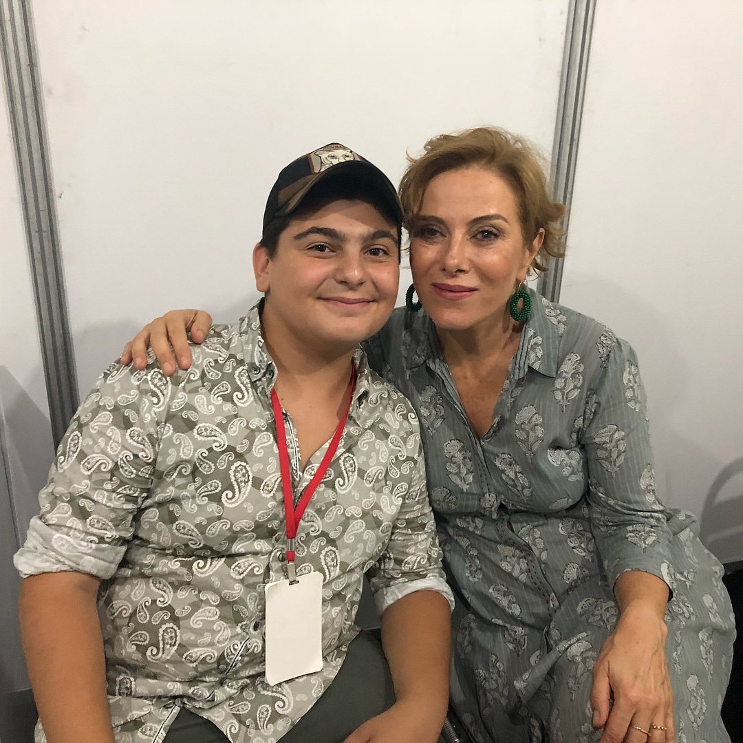 Nükhet Duru #zuhalolcay