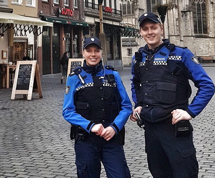 Vanavond begint er weer een nieuw seizoen van “De Handhavers” waarbij onze collega’s worden gevolgd. 
Kijken jullie ook?  20:30 uur op SBS6! #Breda #handhaving #SBS6 BM.
