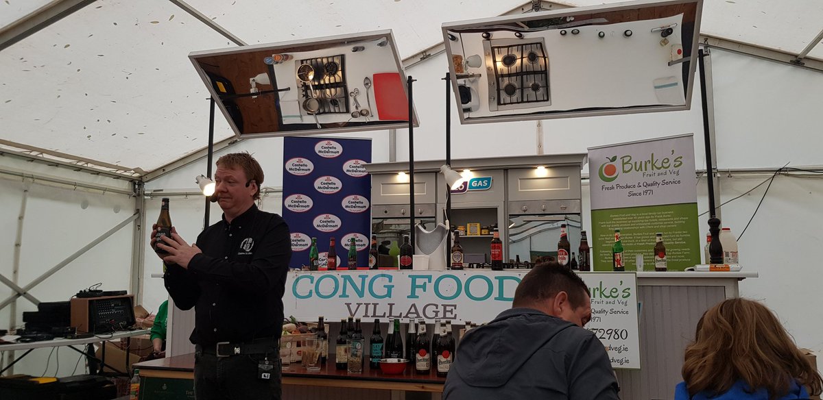 amberleighdoyle's tweet photo. Thanks to Mike Crowe from @connachtales @NestCrowe for teaching us all about different beers... 🍻🍻🍻 #congfood #congfoodfestival https://t.co/q0VOaz4Dkx