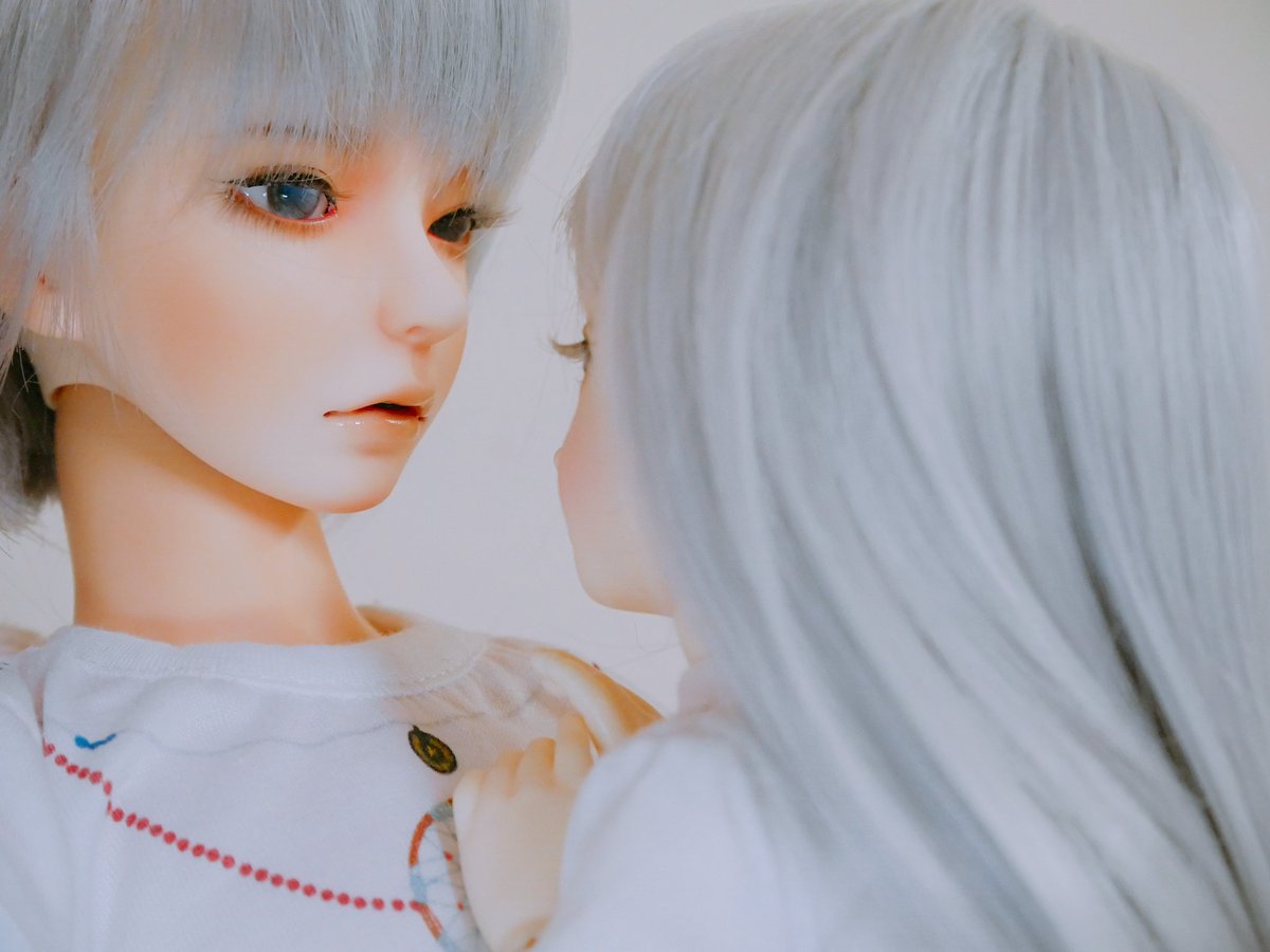 omoshiangnatt's tweet photo. It's glad to get uyoung secondhand head and give it new life. Handsome brother and his little sister.💛
#winterrainstudio #uyoung #lutsdoll #epi https://t.co/rVp07iWk1r