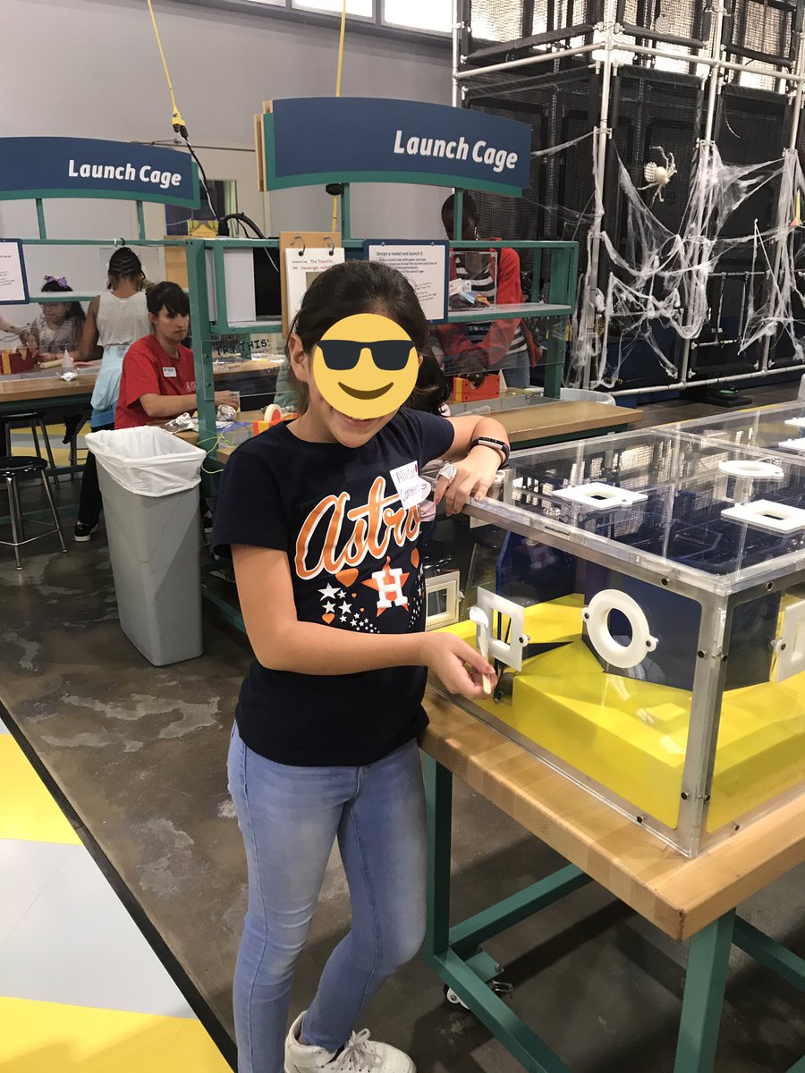 LGE_Owls's tweet image. Our fourth graders had an awesome time at the overnight Children’s Museum field trip. #stem #nosleep #allfun
