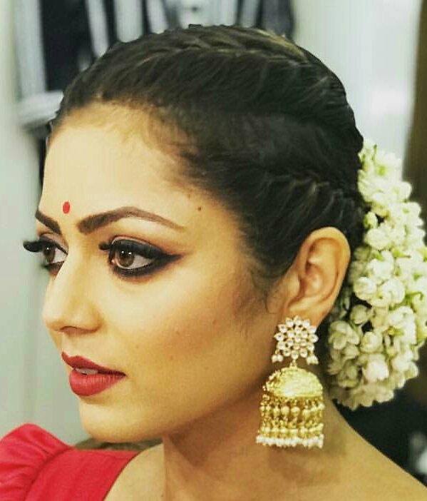 Koyal_kang's tweet photo. ⚠ Warning:- No Comparison Comments 
⚠ Warning:- Don't Take This Tweet In Wrong Way
⚠ Warning:- No Fandom Wars In Reply Of This Tweet.

Who Looks More Beautiful 
🔁 For JW 
&amp;
❤ For DD 

Just Tweet Of The Day 😇
#Bepannaah #SilsilaBadallteRishtonKa https://t.co/AenkagCfg9