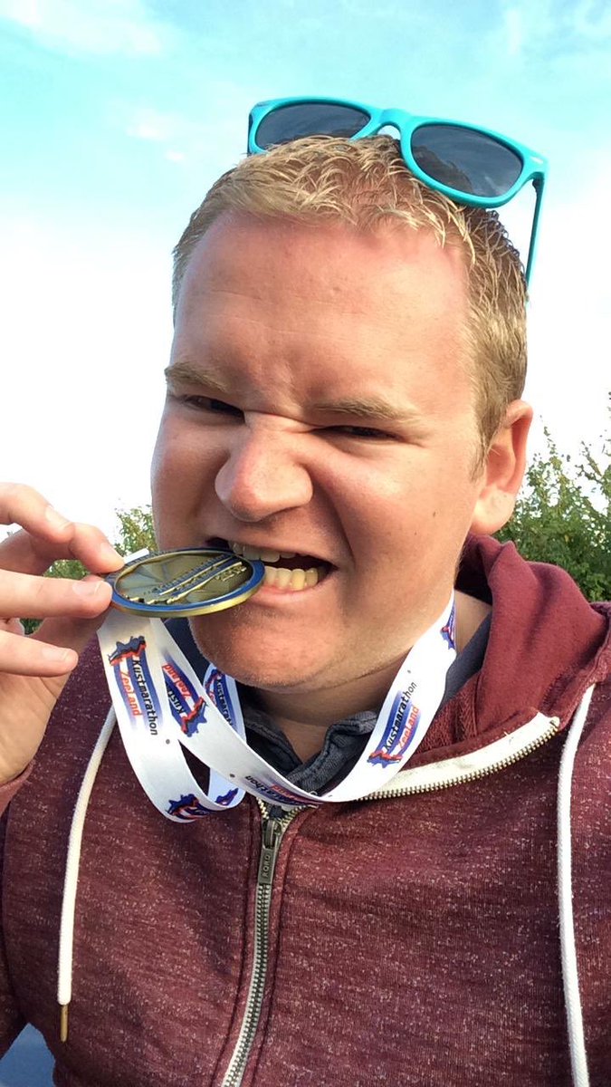 DtvVeere's tweet photo. Onze Stijn heeft de wandelmarathon met verve voltooid! Chapeau!! https://t.co/86YCchVB4u