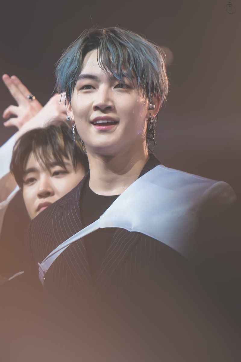 TheAnswer0601's tweet photo. HQ 180930 Your smile makes me happy every day of my life 😍😍😍

#JB #재범 #갓세븐 #GOT7 #Lullaby #PresentYOU https://t.co/D1JUxUp3g2