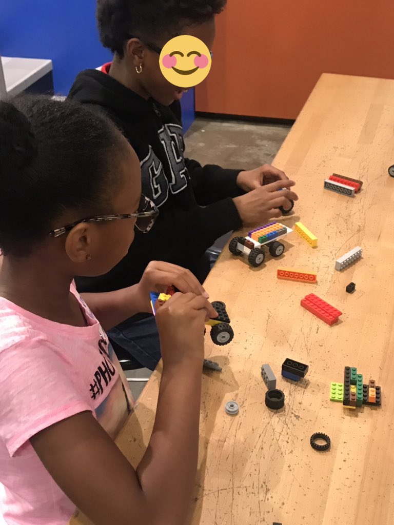 LGE_Owls's tweet image. Our fourth graders had an awesome time at the overnight Children’s Museum field trip. #stem #nosleep #allfun